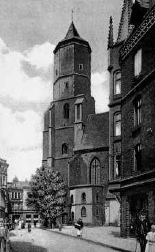 [Allerheiligenkirche
in Gleiwitz (1914)]